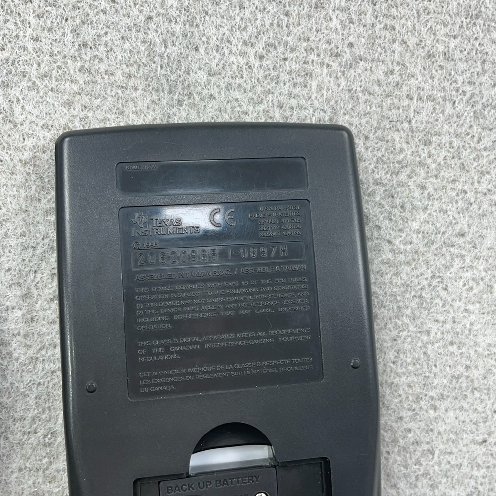 Texas Instruments TI-83 Calculator, With Cover Tested Works A9 - Picture 5 of 6